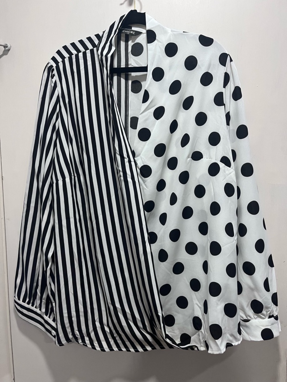 chic Black & White Contrast Striped and Polka Dot Button-Down Shirt